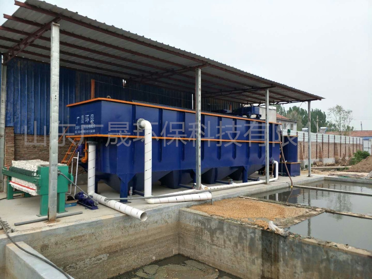 蓝色气浮机现场 (11).jpg